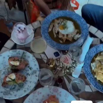 Little Hen - Breakfast & Brunch Near Me - Miami, Florida Little Hen - Breakfast & Brunch Near Me - Miami, Florida