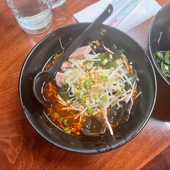 Uniquely Chengdu - D9: Spicy Hotpot Noodle Soup - Szechuan Near Me - Eugene, Oregon