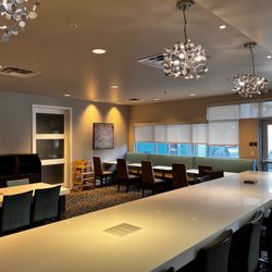 Residence Inn by Marriott Jackson The District at Eastover - Breakfast Area