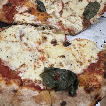 Diavola Pizza - Old basil - Pizza Near Me - Indianapolis, Indiana
