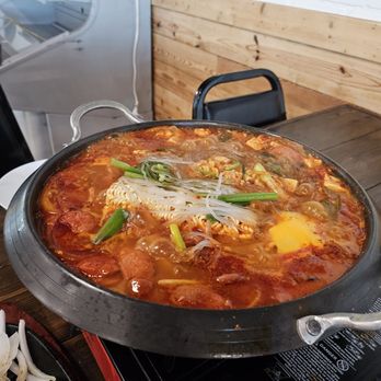 Mama's Kitchen Korean Restaurant of Frisco 한식 & 반찬 전문점 - Army stew - Korean Near Me - Frisco, Texas