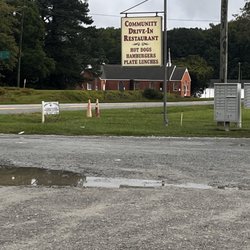 Community Drive In - Signage