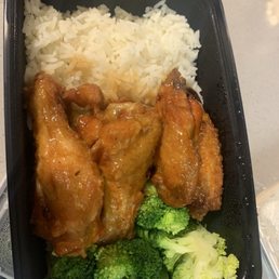 Wings for the kids I can't remember the flavor but it was tasty little garlic and a little sweet. Wings for the kids I can't remember the flavor but it was tasty little garlic and a little sweet.