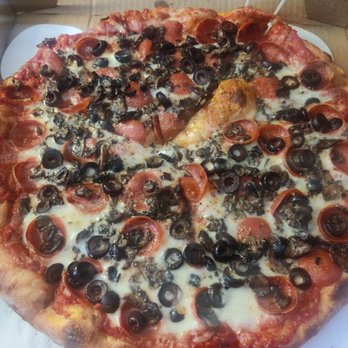 Graffiti pizza - Pizza Near Me - Oakland, California