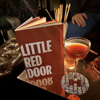 Little Red Door - Cocktail Bars Near Me - Paris, 75