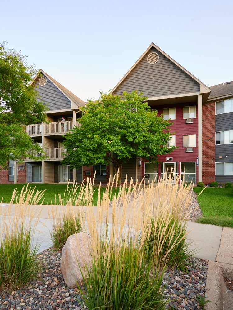 VALLEY CREEK APARTMENTS Updated October 2024 25 Photos & 24 Reviews