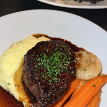 Fig 313 - Seafood pasta and filet mignon - New American Near Me - San Clemente, California