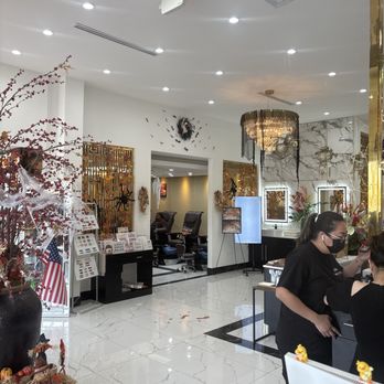 D’Limo Nail Lounge - Nail Salons Near Me - Houston, Texas