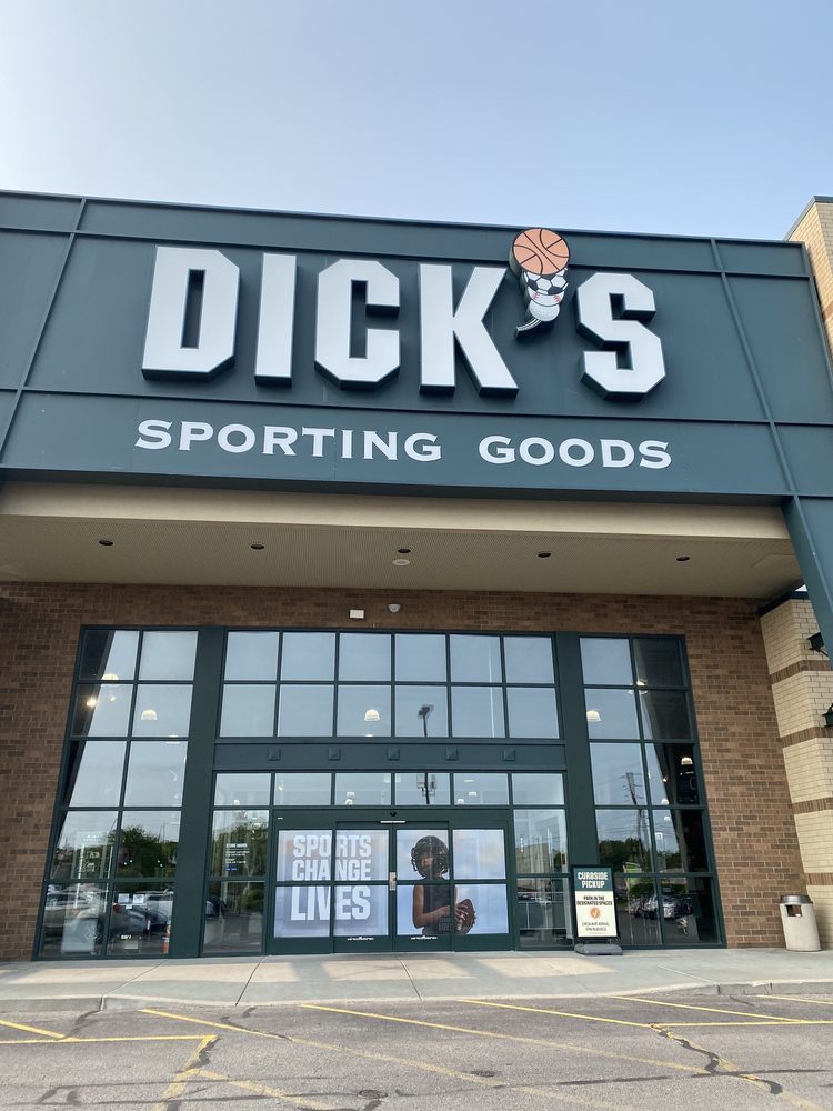 DICK’S SPORTING GOODS Updated October 2024 550 BoardmanPoland Rd