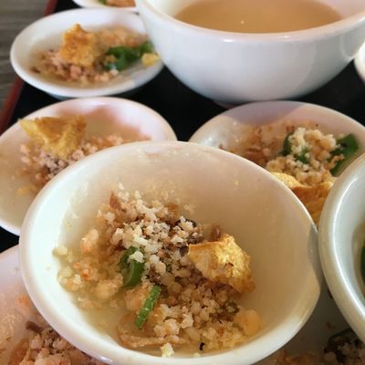 Hue Oi Vietnamese Cuisine by null