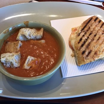 Panera Bread - Half Frontega chicken sandwich and creamy tomato soup - Sandwiches Near Me - Roseville, Michigan Panera Bread - Half Frontega chicken sandwich and creamy tomato soup - Sandwiches Near Me - Roseville, Michigan