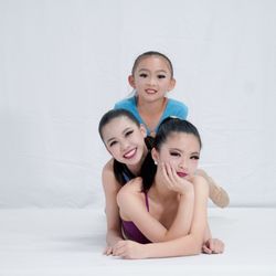 Dancers World Production