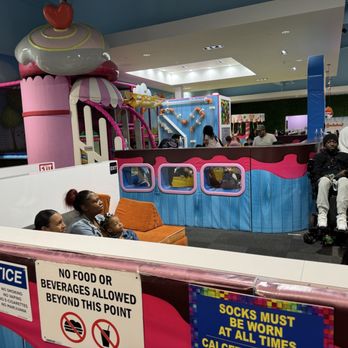 Candeeland - Toddlers play area - Indoor Playcenter Near Me - Downey, California Candeeland - Toddlers play area - Indoor Playcenter Near Me - Downey, California