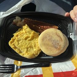 McDonald's - Big breakfast Missing pancakes