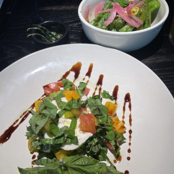 Sparrow - Avocado Burrata and Shishito Peppers - New American Near Me - Kirkland, Washington