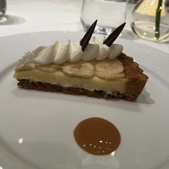 Emeril's - Banana cream pie with dulce de leche - New American Near Me - New Orleans, Louisiana Emeril's - Banana cream pie with dulce de leche - New American Near Me - New Orleans, Louisiana