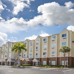 Microtel Inn & Suites by Wyndham Lehigh - Microtel