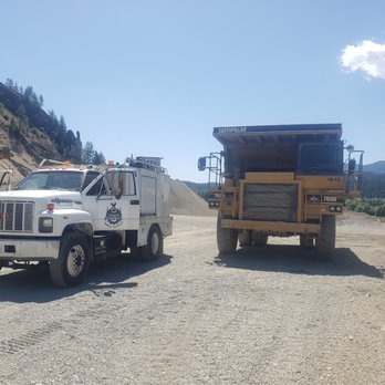 Prime Mobile Services - PM2 on a769D Caterpillar - Oil Change Stations Near Me Prime Mobile Services - PM2 on a769D Caterpillar - Oil Change Stations Near Me