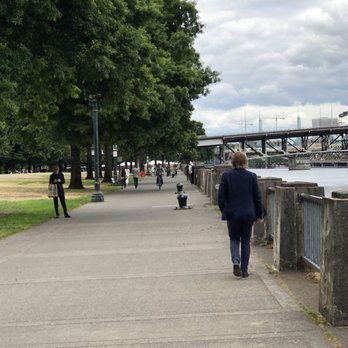 Tom McCall Waterfront Park - On the waterfront - Parks Near Me - Portland, Oregon Tom McCall Waterfront Park - On the waterfront - Parks Near Me - Portland, Oregon