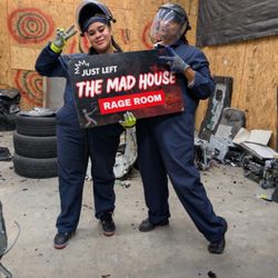 The Mad House Rage Room - Rage room fun