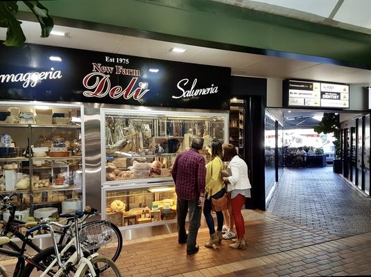 New Farm Deli by null