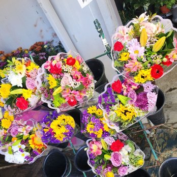 Lopez Flowers - Florists Near Me - Encinitas, California Lopez Flowers - Florists Near Me - Encinitas, California
