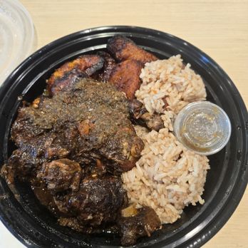 Back A Yard Caribbean Grill - Caribbean Near Me - San Jose, California