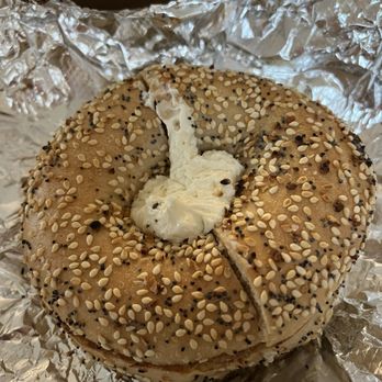 Rockstar Bagels - Everything bagel plain cream cheese - Bagels Near Me - Austin, Texas