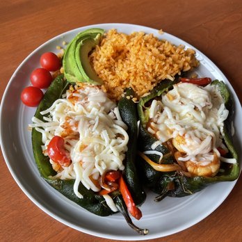Catrina’s Express - Roasted peppers with grilled shrimp and rice. Delicious. - Mexican Near Me - Peoria, Illinois Catrina’s Express - Roasted peppers with grilled shrimp and rice. Delicious. - Mexican Near Me - Peoria, Illinois