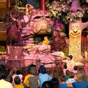 Great Wolf Lodge - Forest Friends in the Lobby and where Story Time is held - Hotels Near Me - Niagara Falls, Ontario Great Wolf Lodge - Forest Friends in the Lobby and where Story Time is held - Hotels Near Me - Niagara Falls, Ontario