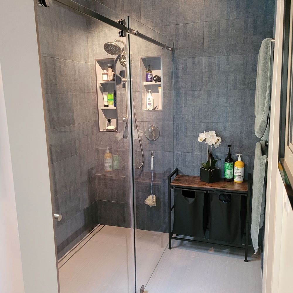 Our frameless shower door installation done by Kevin.