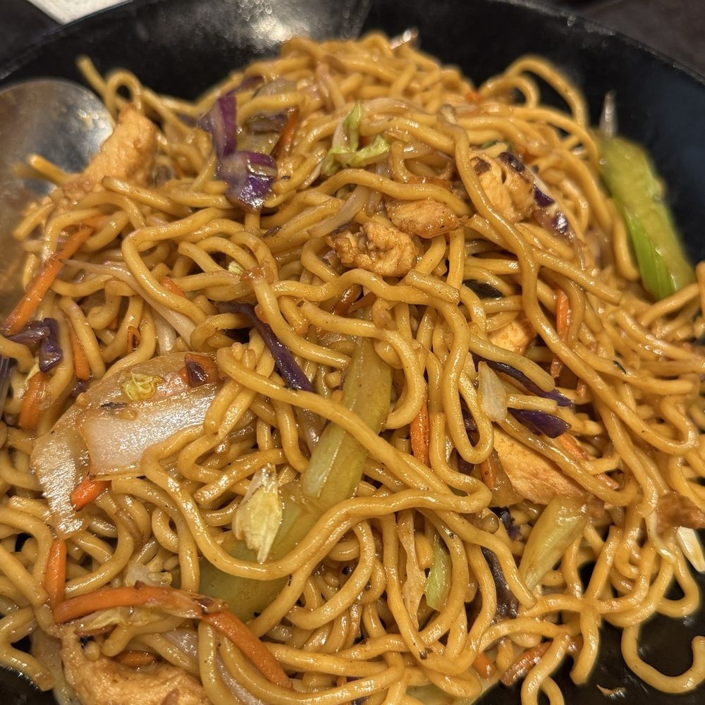 P.F. Chang's - Chicken noodles - Chinese Near Me - Wauwatosa, Wisconsin P.F. Chang's - Chicken noodles - Chinese Near Me - Wauwatosa, Wisconsin