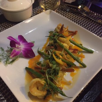 Herb - Shrimp entree - Thai Near Me - Chicago, Illinois