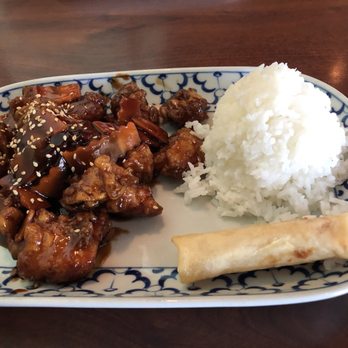 Thai Emerald - Sesame Chicken (good) - Thai Near Me - Huntersville, North Carolina Thai Emerald - Sesame Chicken (good) - Thai Near Me - Huntersville, North Carolina