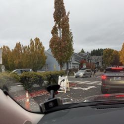 Scholls Heights - This is a cluster! Long lines in every direction. Cars having to cut in because the traffic IN carline isn't moving forward.