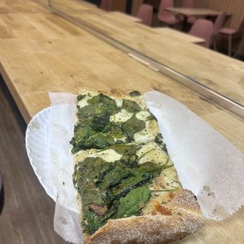 Pan D'oro - Spinach pizza - Cafes Near Me - New York, New York