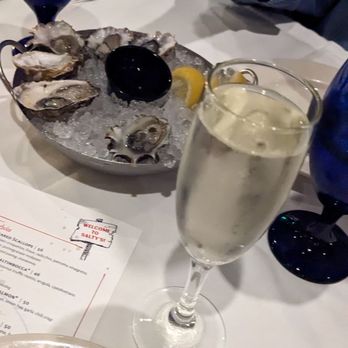 Salty's on Alki - Oysters and bubbly - Seafood Near Me - Seattle, Washington Salty's on Alki - Oysters and bubbly - Seafood Near Me - Seattle, Washington