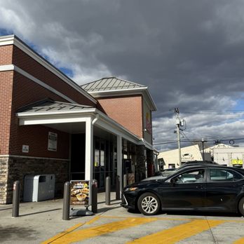 Wawa - Gas Stations Near Me - Hackensack, New Jersey