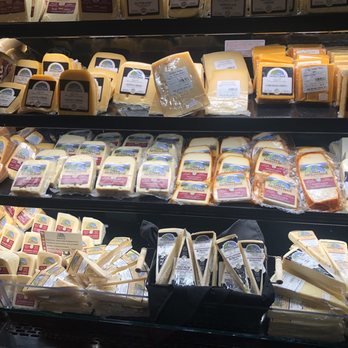 Door Artisan Cheese - Cheese Shops Near Me - Egg Harbor, Wisconsin