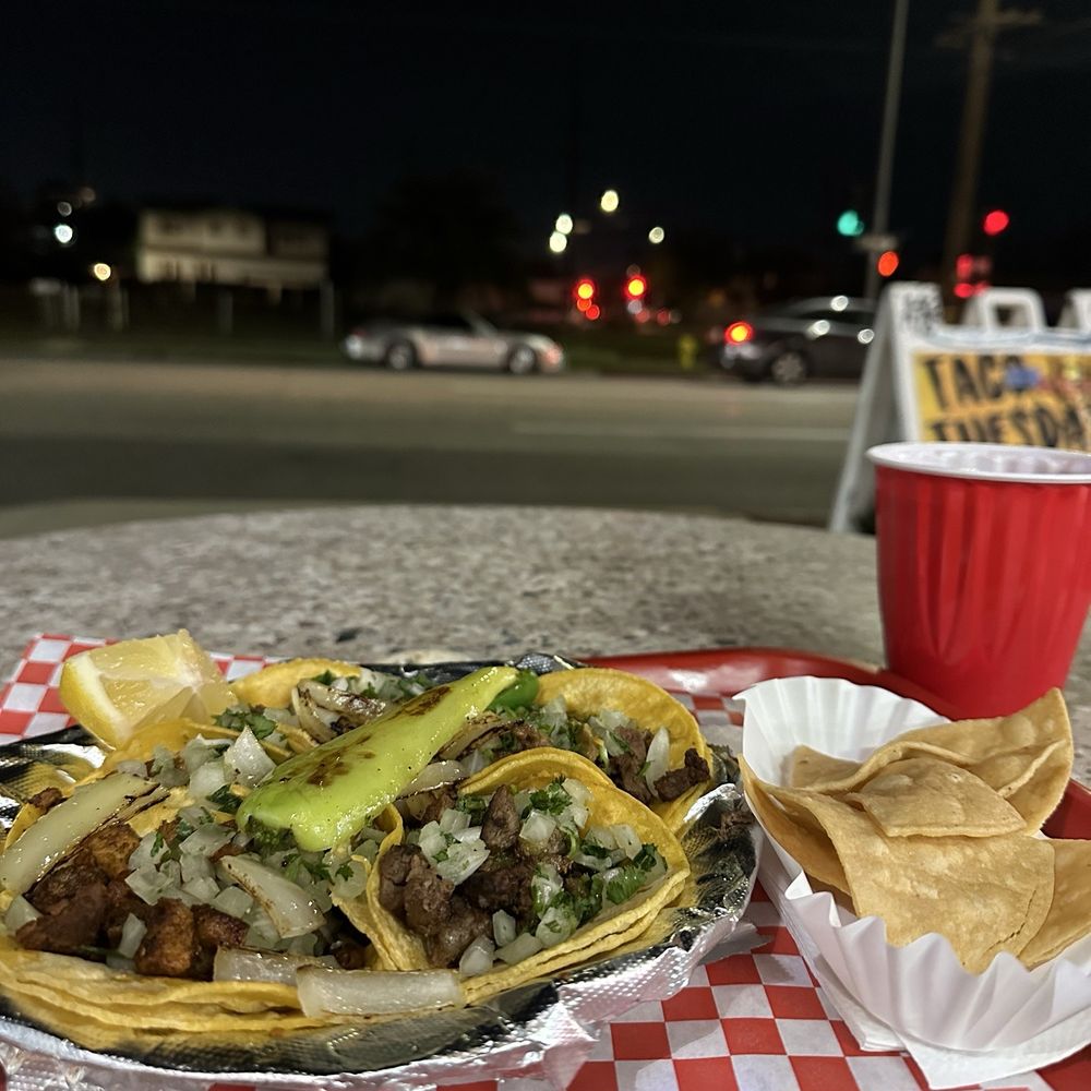 Taco Kings - Tacos, 3 Tacos Small Soft Drink and Chips - Mexican Near Me - Azusa, California Taco Kings - Tacos, 3 Tacos Small Soft Drink and Chips - Mexican Near Me - Azusa, California