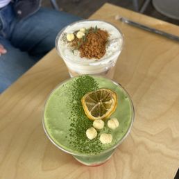 Strawberry Yuzu Matcha Latte & Drift Cream Coffee