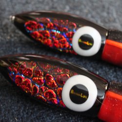 Reel Hooked Marine Electronics - Custom Bahama Lures 12" Proteus
www.reelhookedhawaii.com