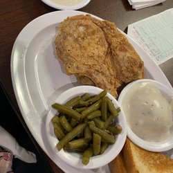 Four Tines - Pork chops w gravy. Yum.