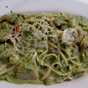 Bravo Restaurant - Pesto pasta - Italian Near Me - Aiea, Hawaii