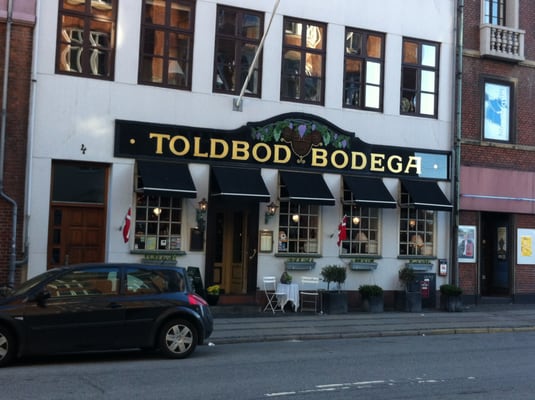 Toldbod Bodega by null