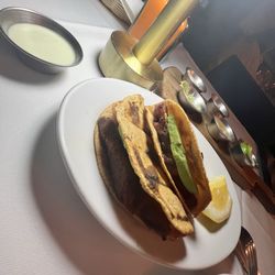 La Corriente Cevicheria Nais