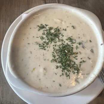 The Bell In Hand - New England Clam Chowder - Lounges Near Me - Boston, Massachusetts The Bell In Hand - New England Clam Chowder - Lounges Near Me - Boston, Massachusetts