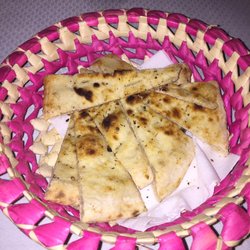 La Baia del Clipper - Pizza bread for the table!  Salty goodness!