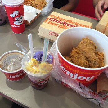 Jollibee - Bucket of chicken and halo halo I rate it / - Fast Food Near Me - Skokie, Illinois Jollibee - Bucket of chicken and halo halo I rate it / - Fast Food Near Me - Skokie, Illinois