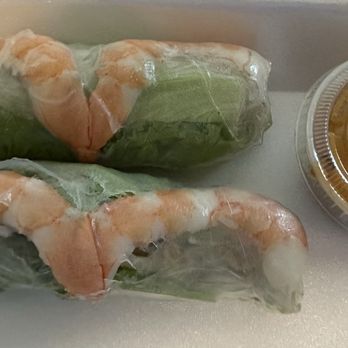 ZaZa Thai - Fresh Spring rolls with shrimp - Thai Near Me - McKinney, Texas ZaZa Thai - Fresh Spring rolls with shrimp - Thai Near Me - McKinney, Texas